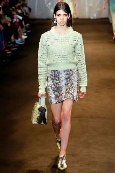 Look 7